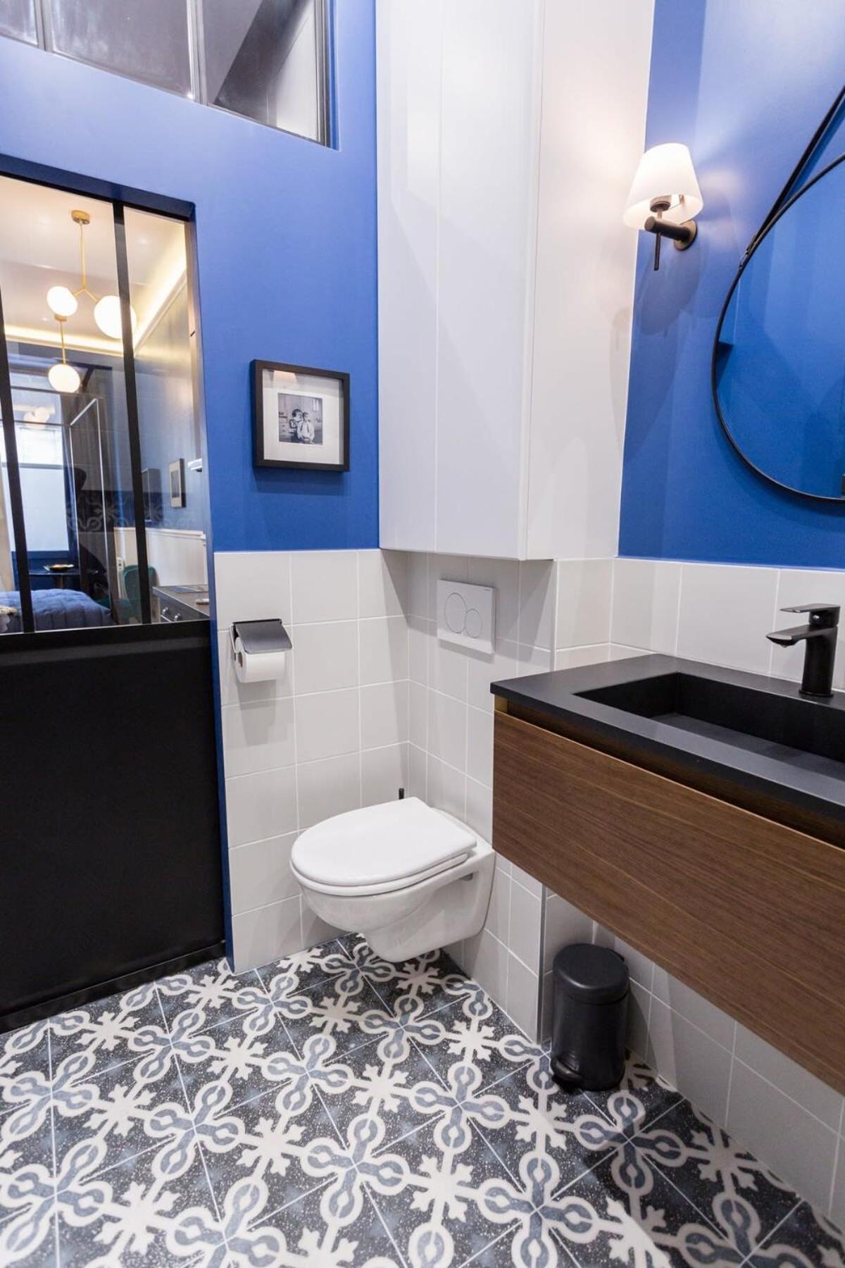 Le Cafe Des Invalides Paris